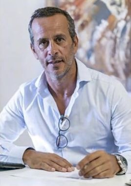 Portrait of the Director of Colégio Leonardo da Vinci